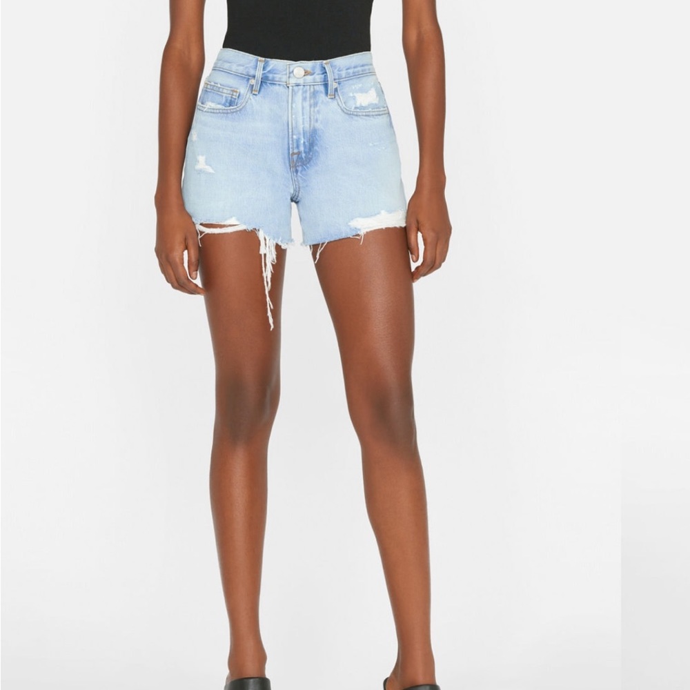 Frame Le Brigette Short Raw Edge
in Legacy Baines